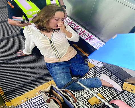 La Chinita Gets Caught in the Milkyvan .